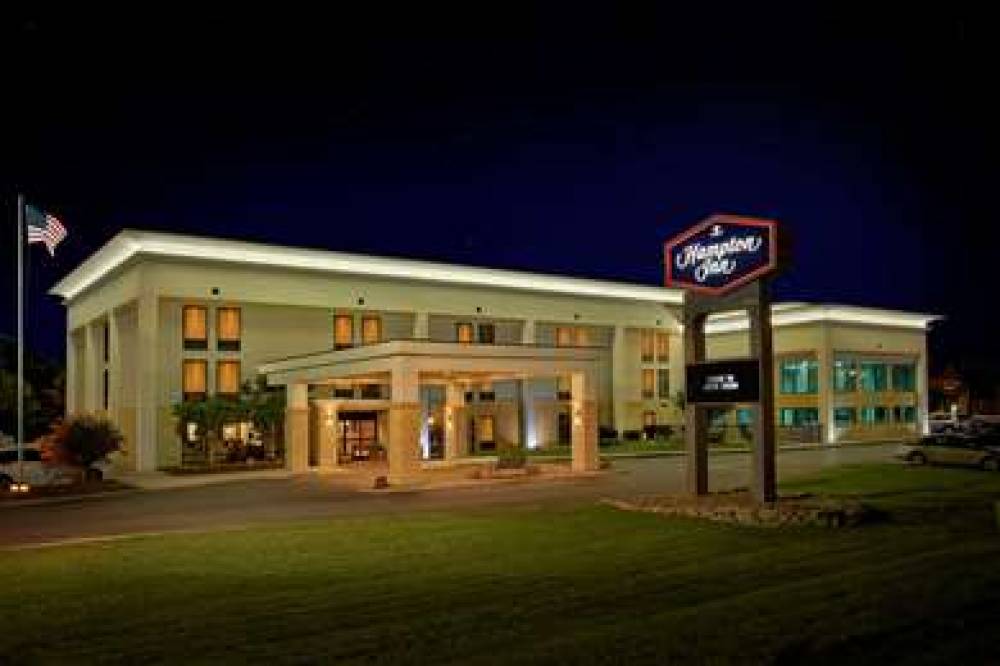 Hampton Inn Sevierville 4