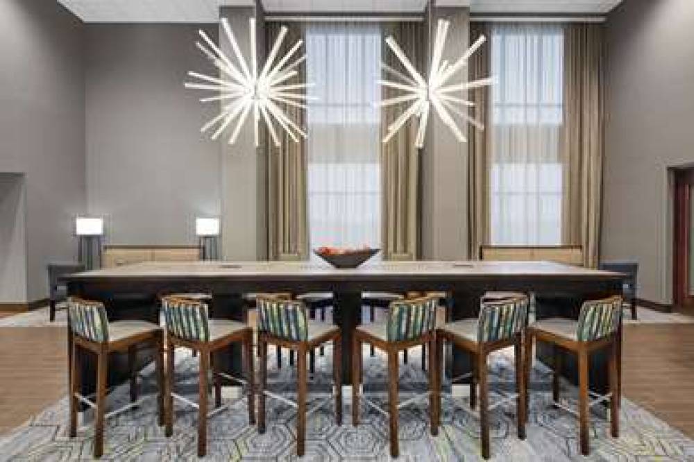 HAMPTON INN - SIKESTON MO 6