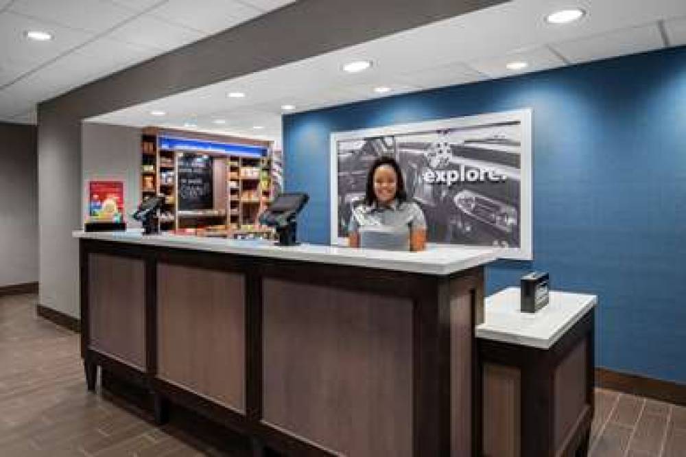 HAMPTON INN - SIKESTON MO 4