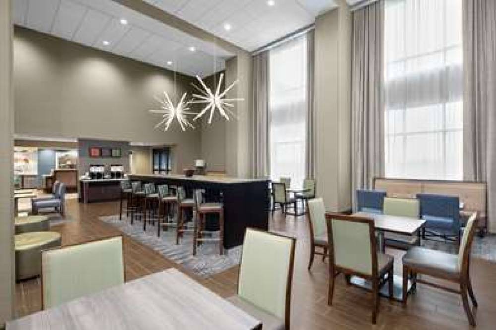 HAMPTON INN - SIKESTON MO 9