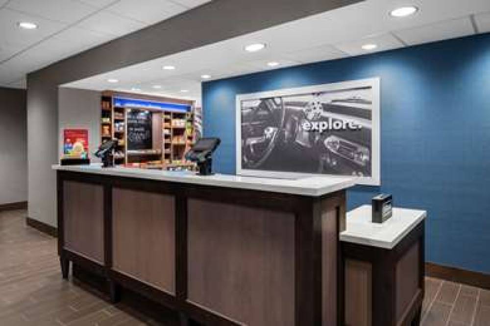 HAMPTON INN - SIKESTON MO 5