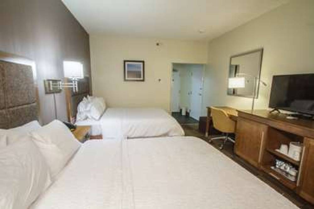 Hampton Inn South Haven 7