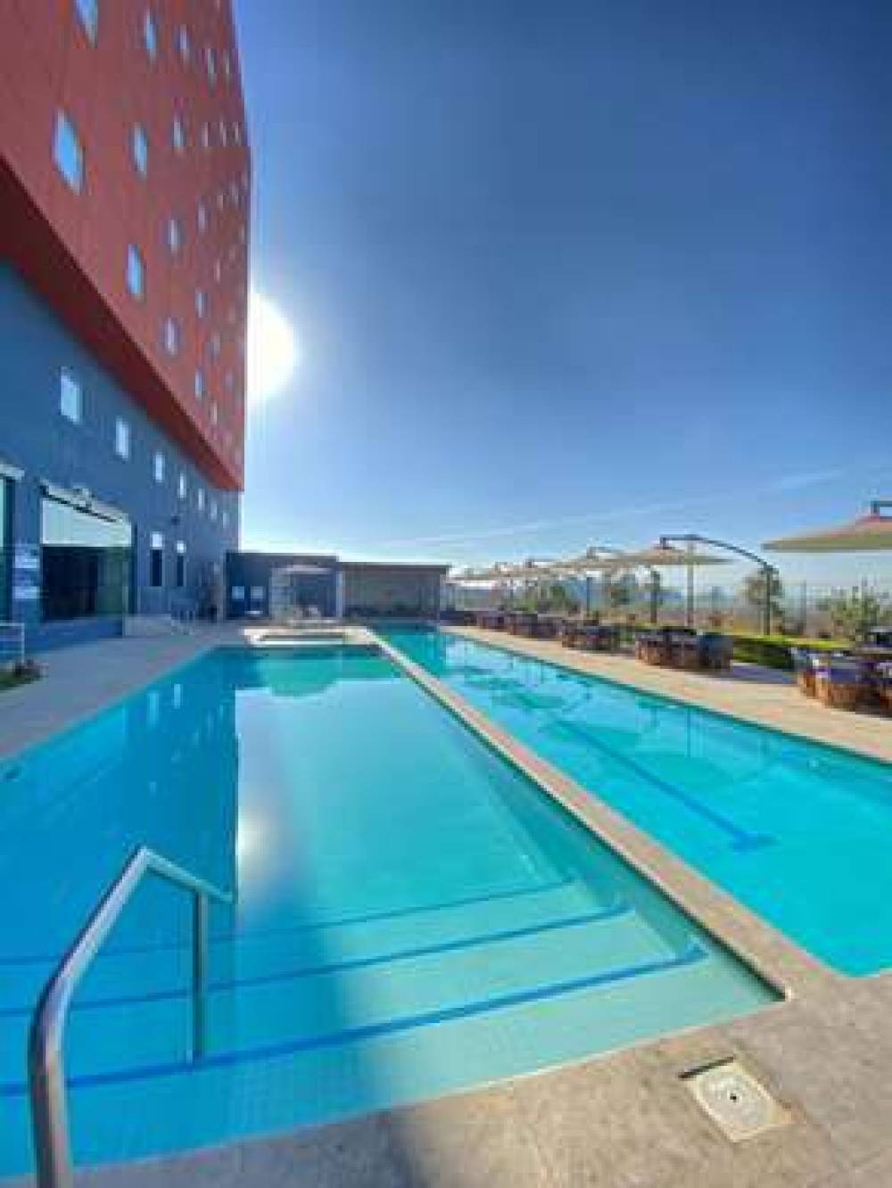 HAMPTON INN SUITES SALAMANCA BAJIO 9