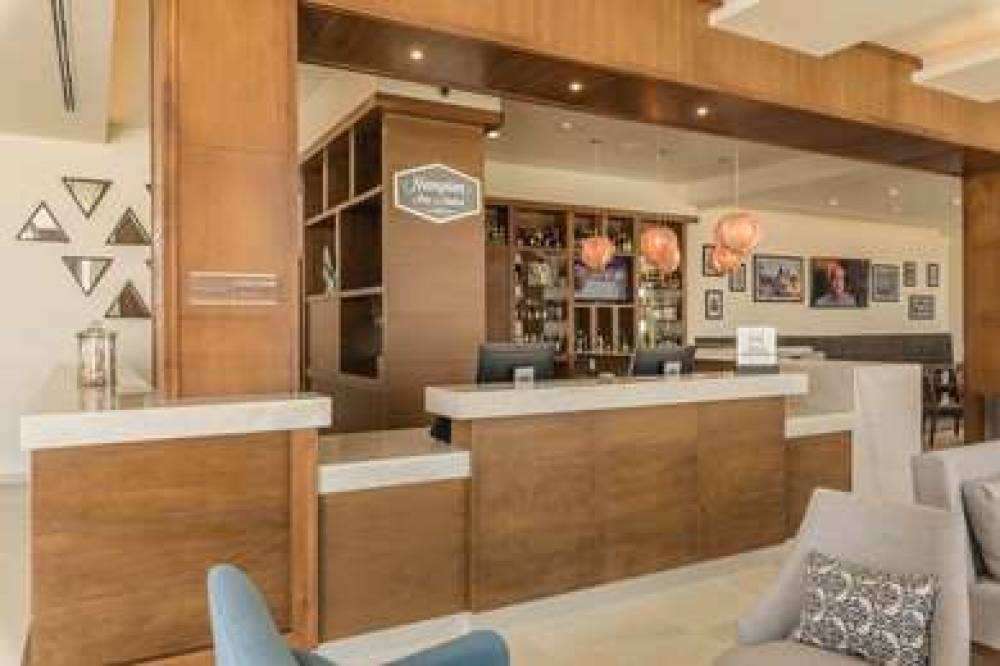 HAMPTON INN SUITES SALAMANCA BAJIO 3