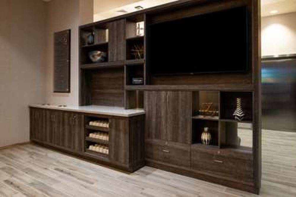 HAMPTON INN TAMPADOWNTOWNCHANNELDIS 9