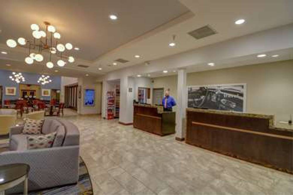 Hampton Inn Tropicana, NV 5