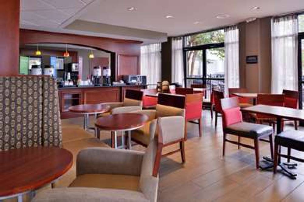 Hampton Inn Virginia Beach 8