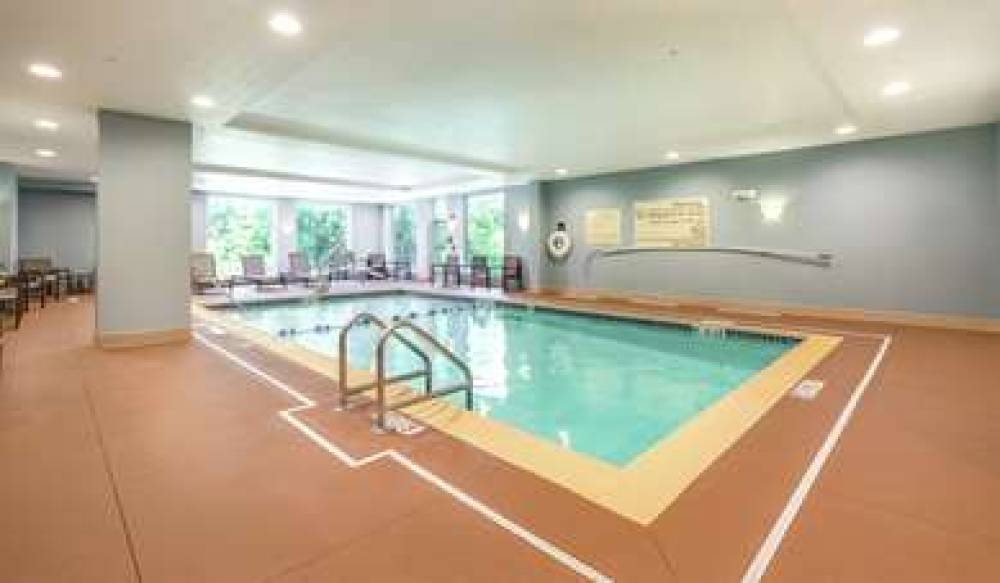 Hampton Inn Waterville 6