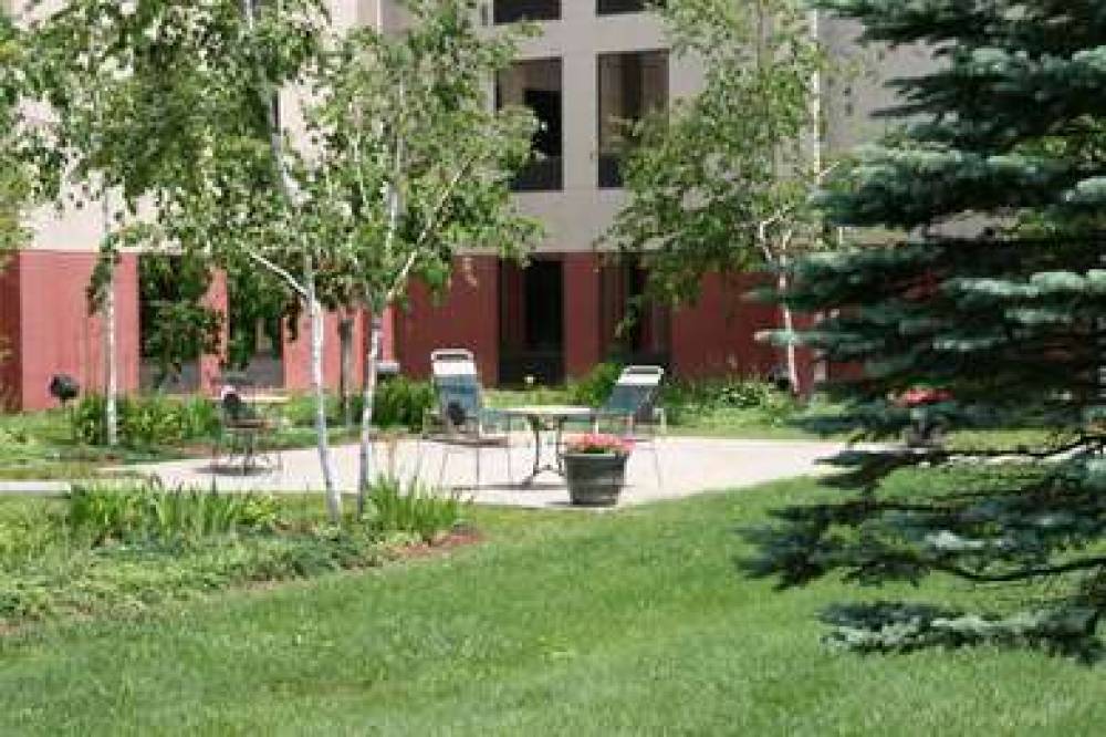 Hampton Inn White River Junction 6