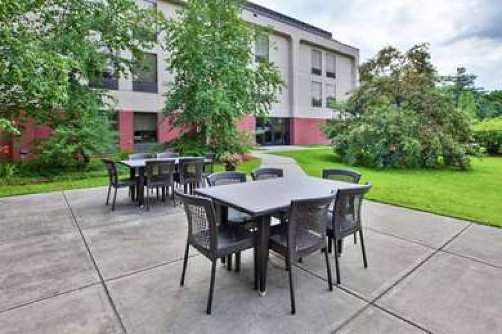 Hampton Inn White River Junction 4