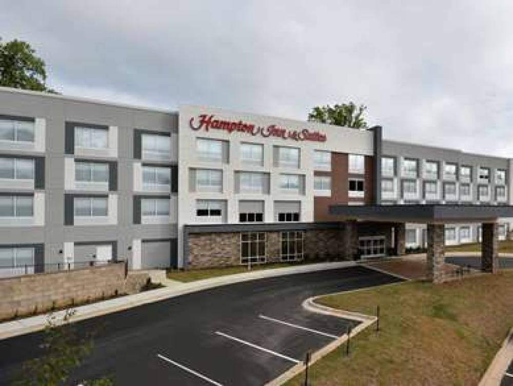 HAMPTON STES CHARLOTTE NORTH I 485 2