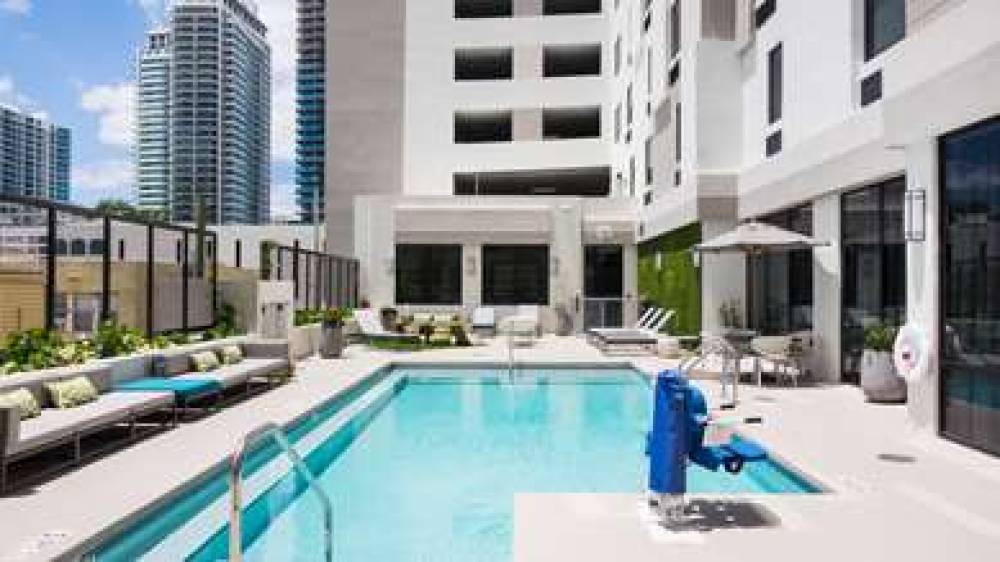 HAMPTON STES WYNWOOD DESIGN DISTRCT 5