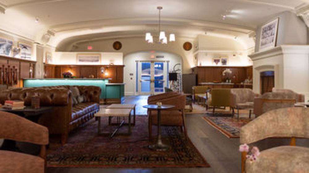HARBOR COURT HOTEL 5