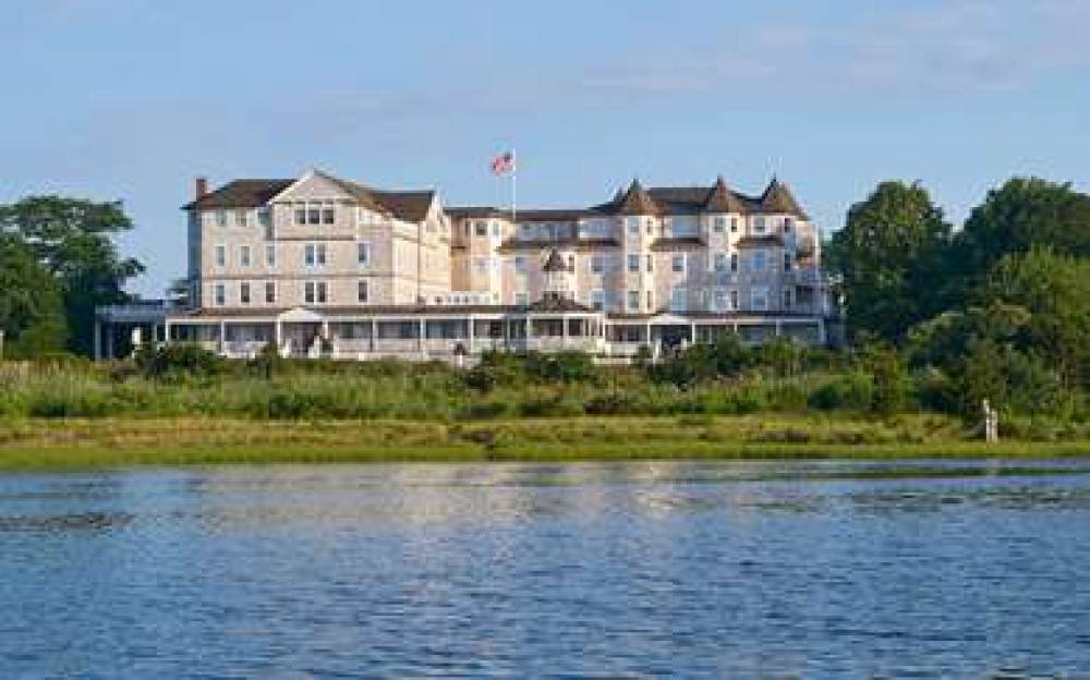 HARBOR VIEW HOTEL 2
