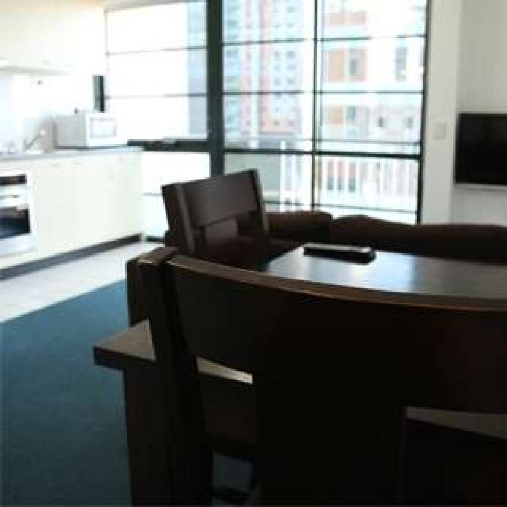 HarbourView Apartment Hotel 2