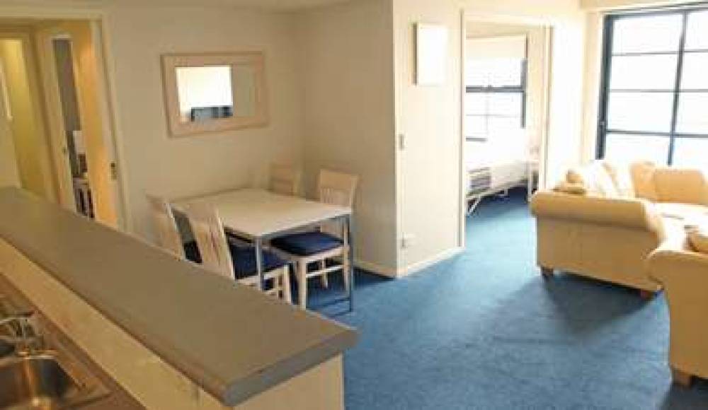 HarbourView Apartment Hotel 4
