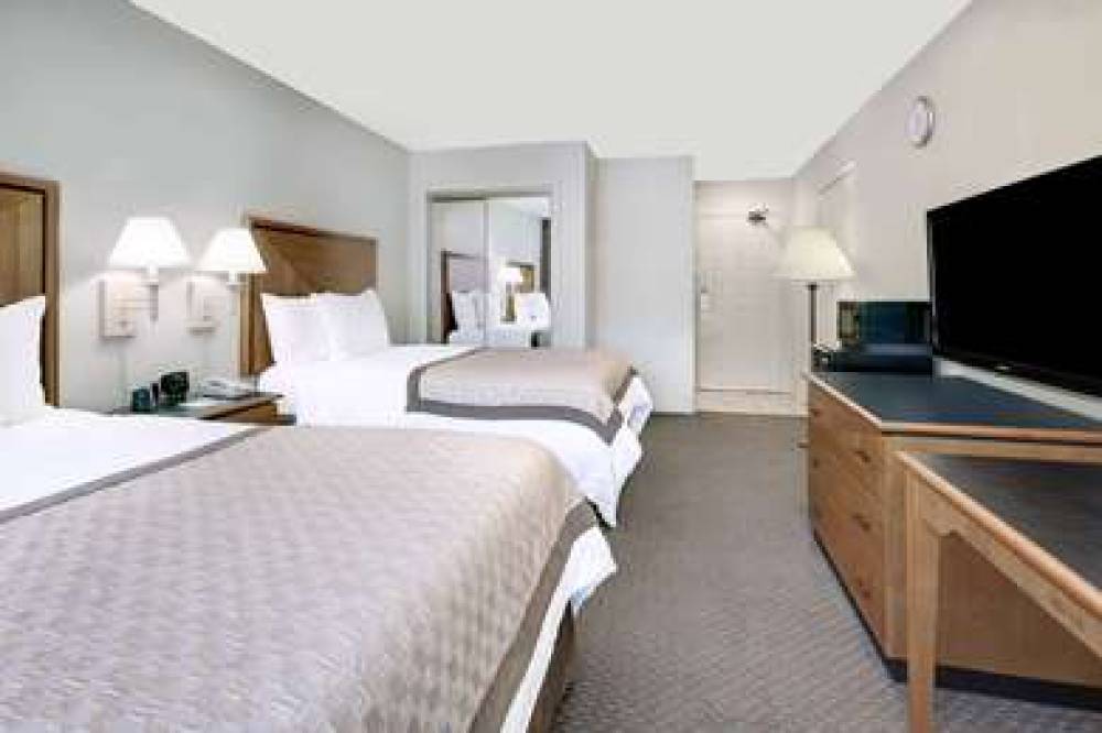 Hawthorn Suites By Wyndham Arlington/DFW South 5