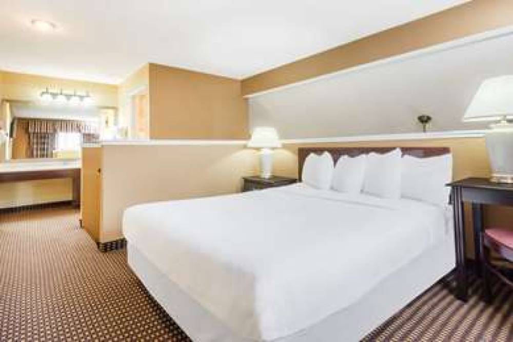 Hawthorn Suites By Wyndham Columbus North 10