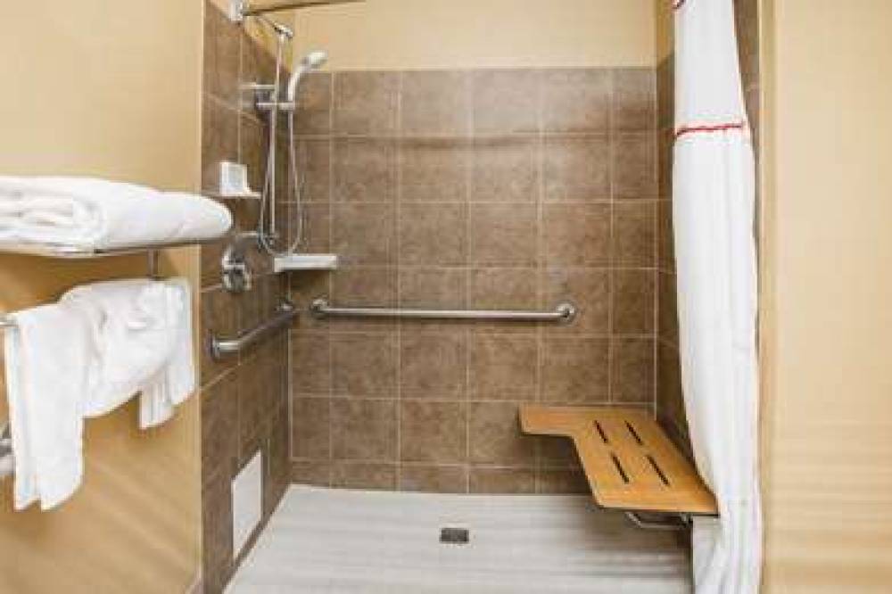 Hawthorn Suites By Wyndham Corpus Christi 10