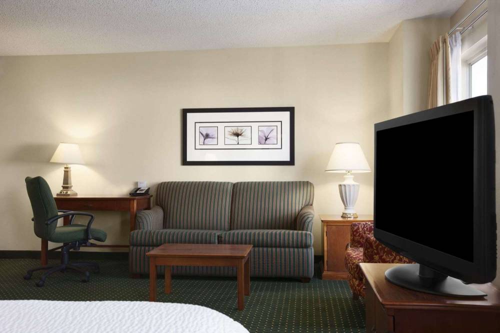 HAWTHORN SUITES BY WYNDHAM PHI 2