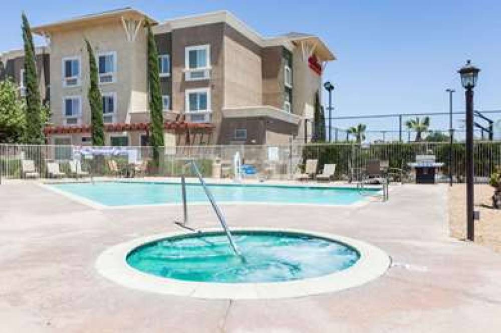 Hawthorn Suites By Wyndham Victorville 3