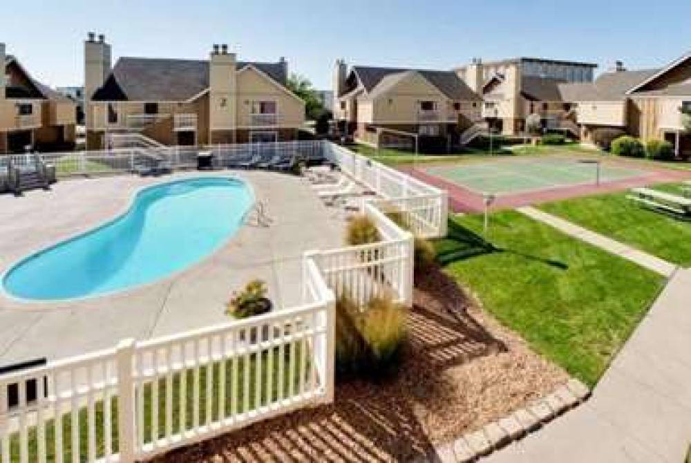 Hawthorn Suites By Wyndham Wichita East 4