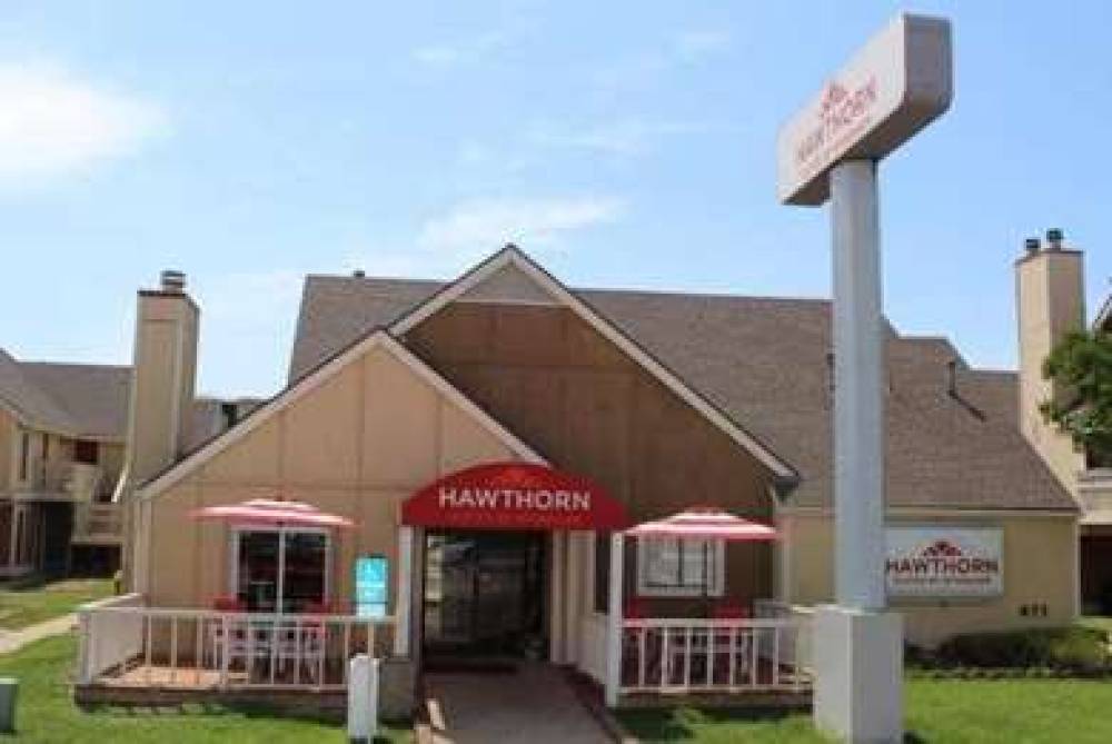 Hawthorn Suites By Wyndham Wichita East