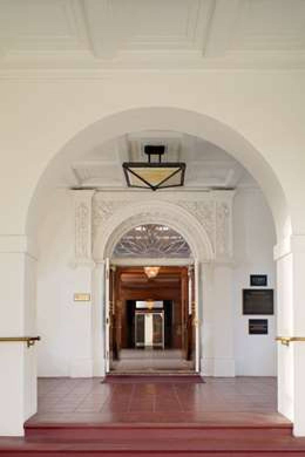 HAYES MANSION, CURIO BY HILTON 3