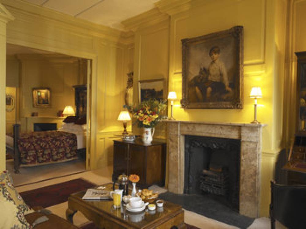 HAZLITTS HOTEL 8