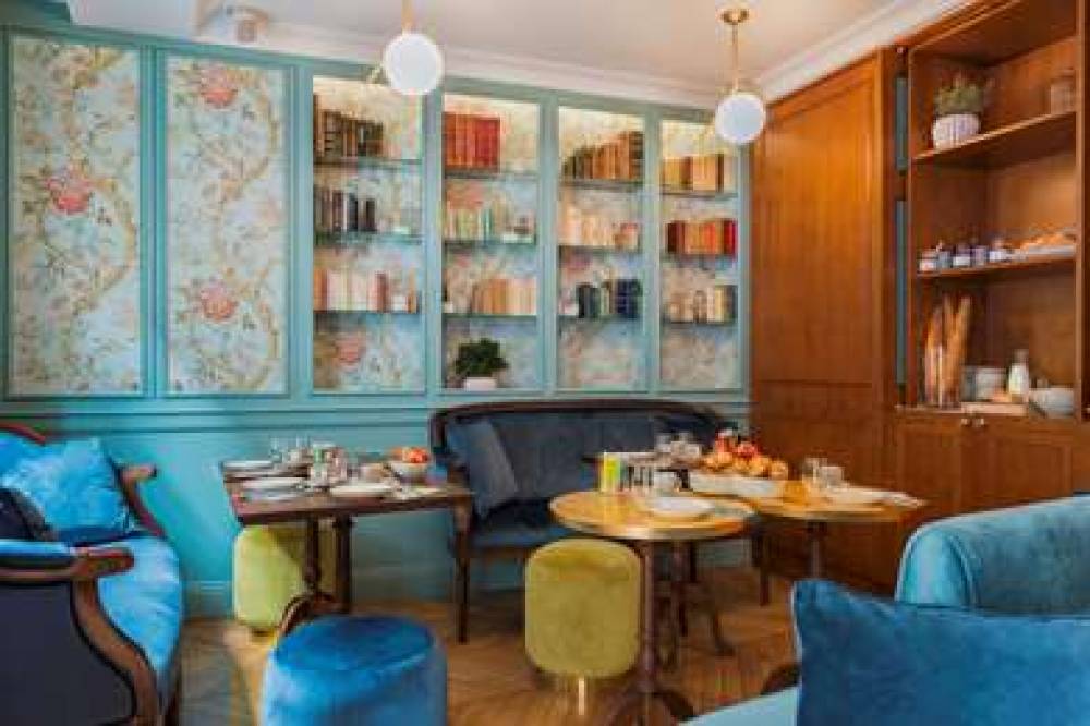 HC Hotel De Neuve 6