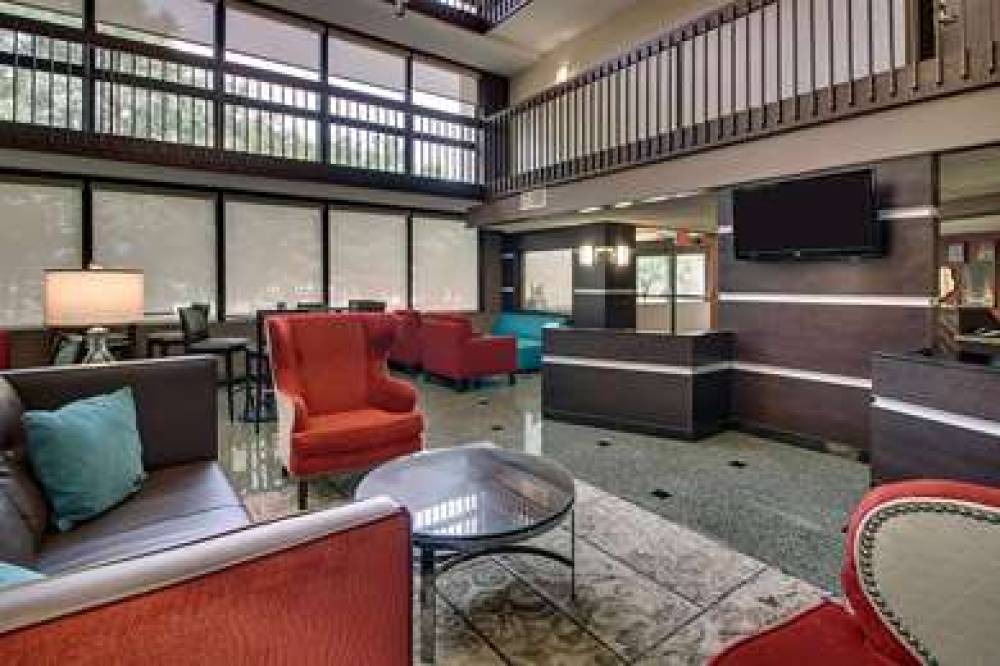 HERITAGE INN & SUITES THE WOODLANDS 5