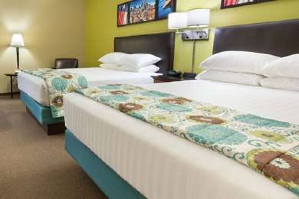 HERITAGE INN & SUITES THE WOODLANDS 9