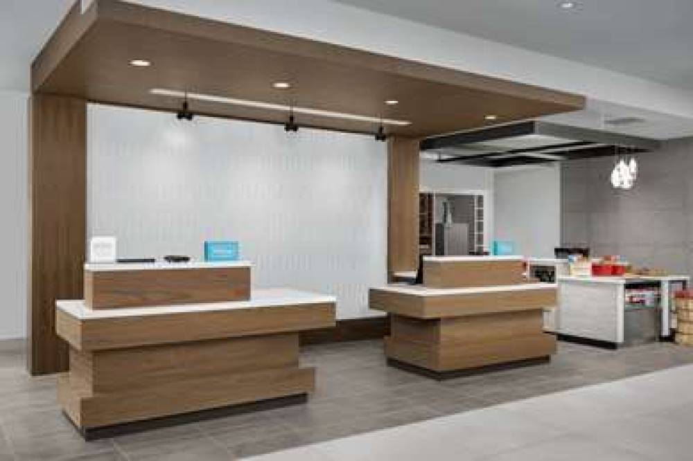 HGI FLORENCE CVG AIRPORT SOUTH 9
