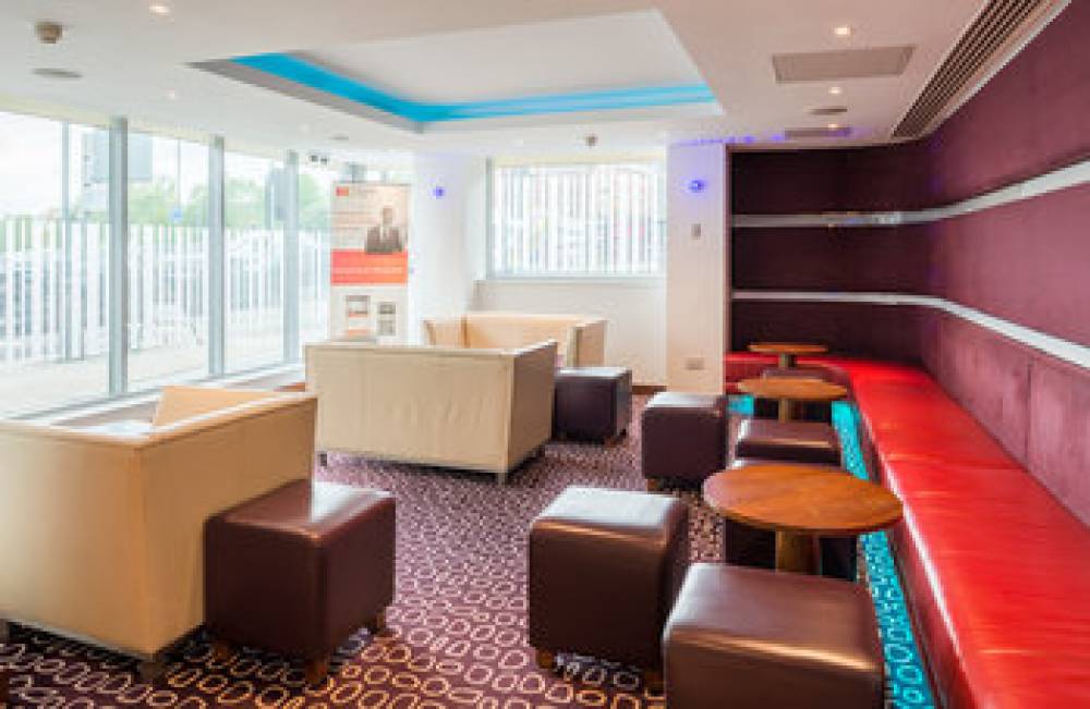 HI EXP LONDON - SWISS COTTAGE 4