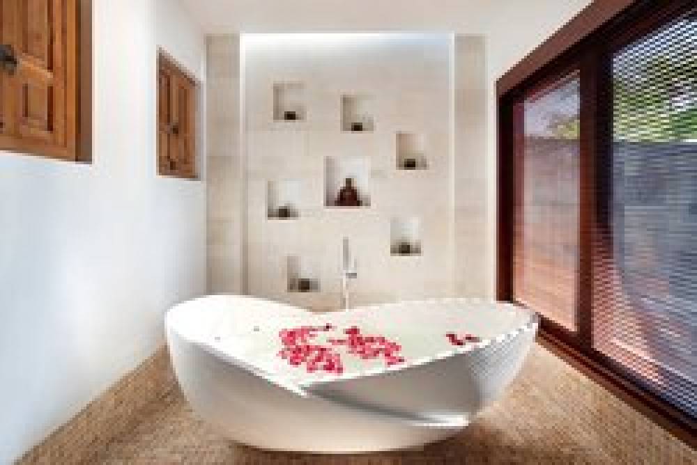 HIDDEN HILLS VILLAS 7