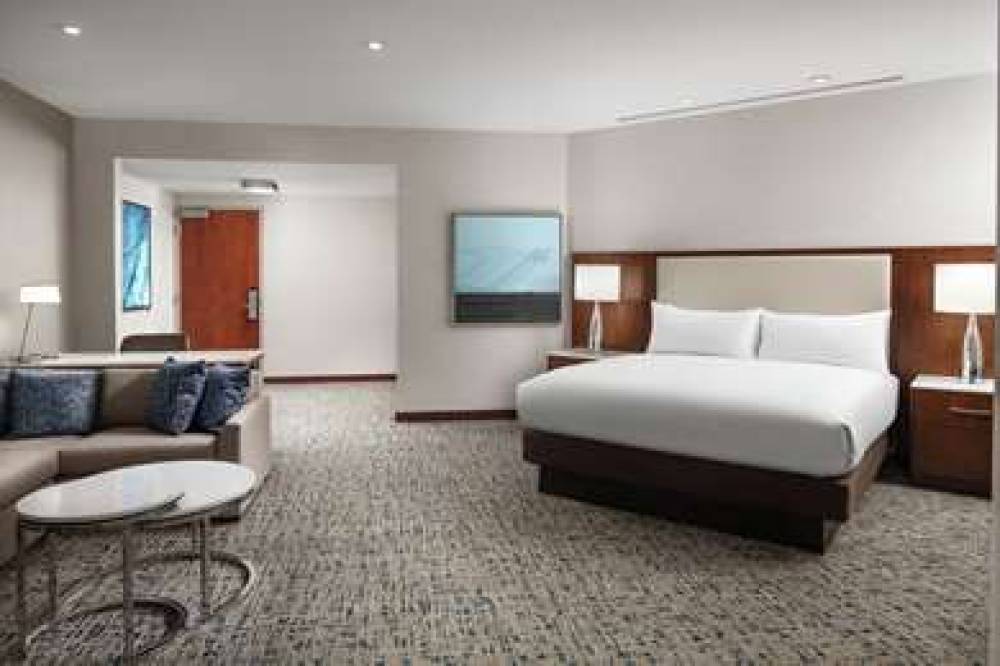 Hilton Boston Logan Airport 6