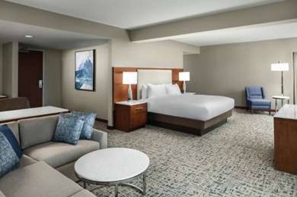 Hilton Boston Logan Airport 5