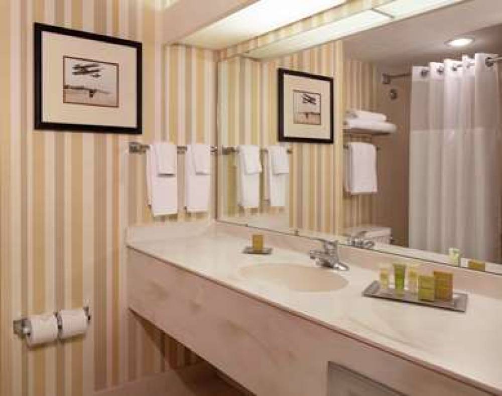 Hilton Daytona Beach Oceanfront Resort 5