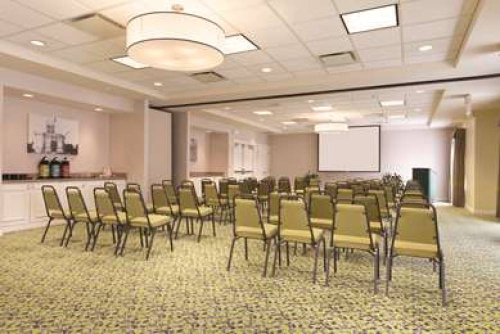 Hilton Garden Inn Akron-Canton Airport 7