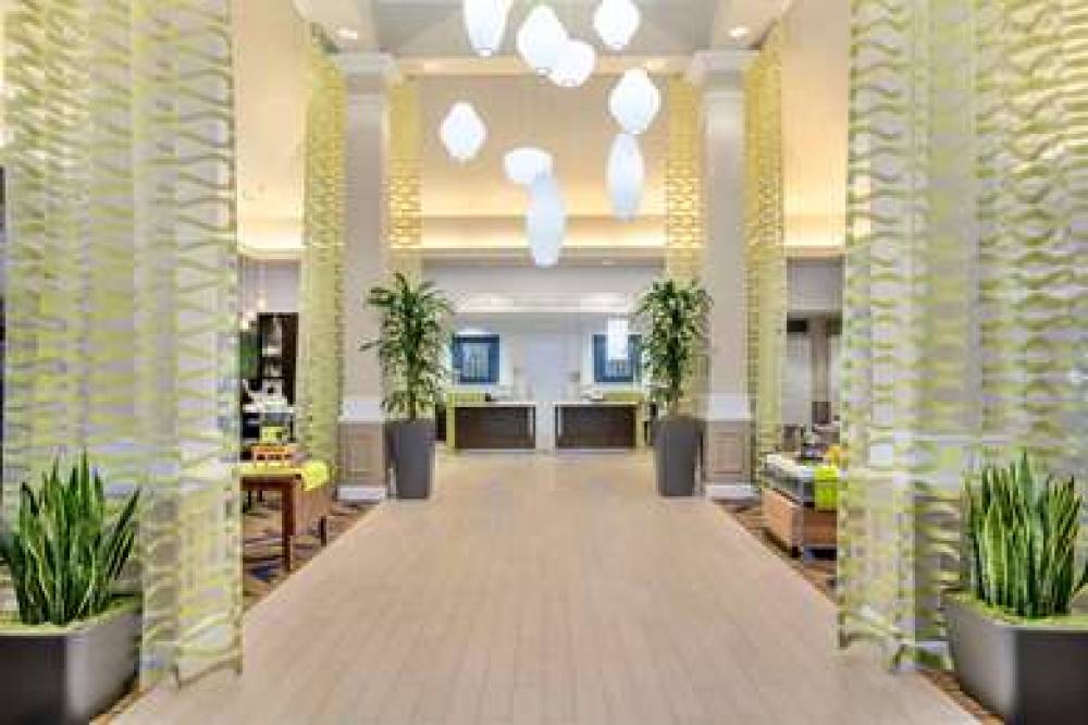 Hilton Garden Inn Anaheim/Garden Grove 7