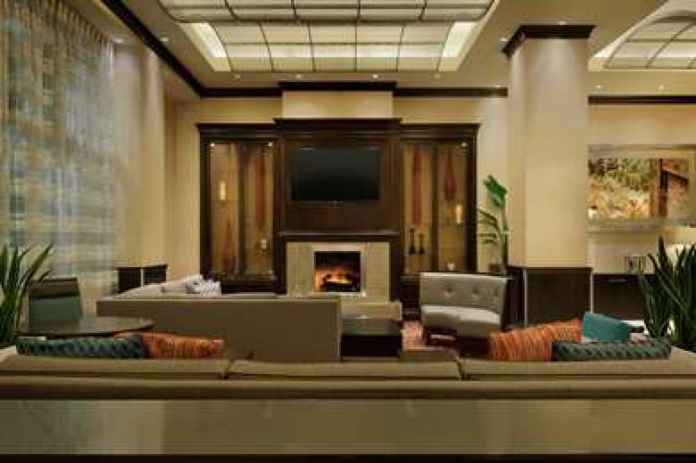 Hilton Garden Inn Atlanta Downtown 9