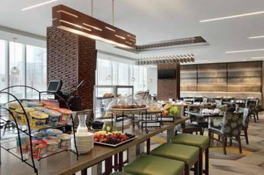 HILTON GARDEN INN CALGARY DOWNTOWN 5