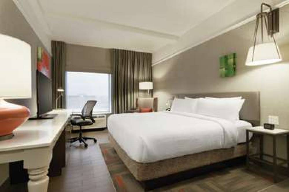 HILTON GARDEN INN CALGARY DOWNTOWN 9