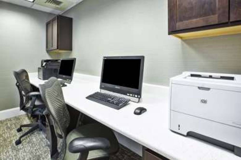 Hilton Garden Inn Chesterton 6
