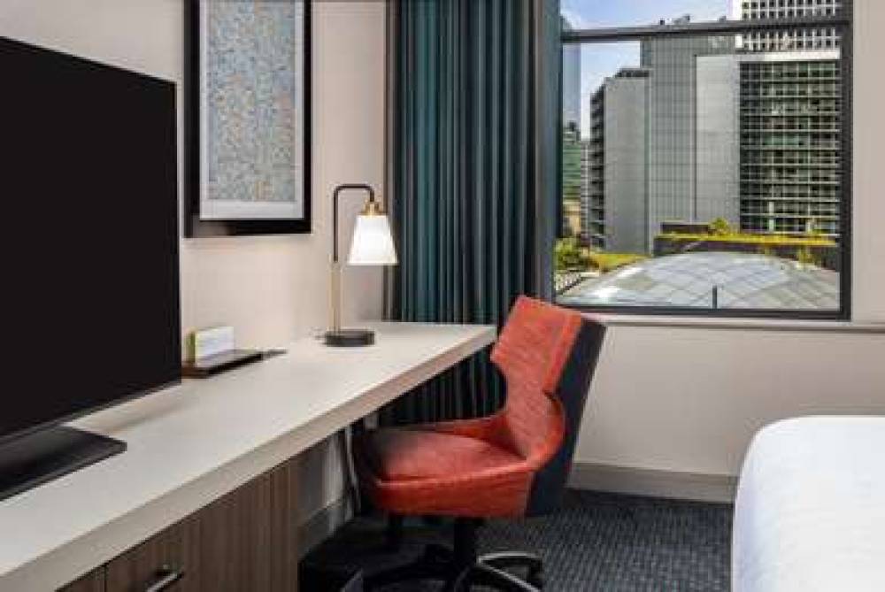 HILTON GARDEN INN CHICAGO LOOP 4