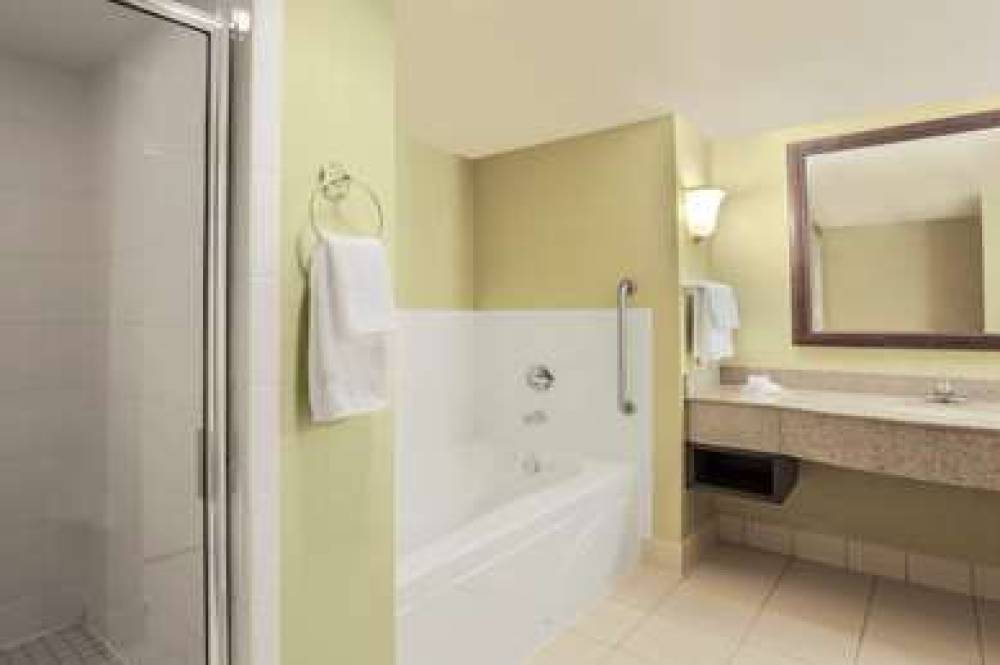 Hilton Garden Inn Chicago/Midway Airport 4