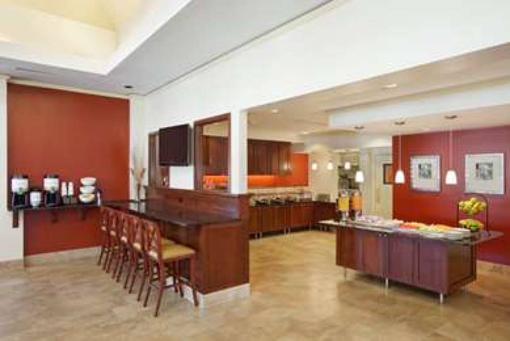 Hilton Garden Inn Chicago/Oakbrook Terrace 3