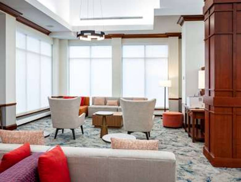 Hilton Garden Inn Chicago O'Hare Airport 6