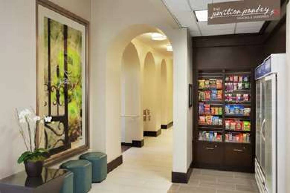 Hilton Garden Inn Cupertino 10