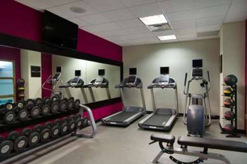 Hilton Garden Inn Detroit Downtown 8